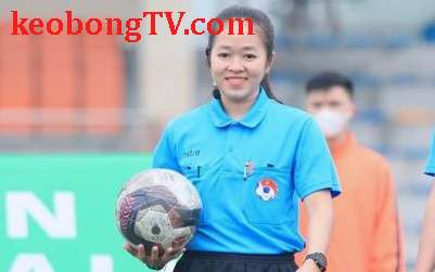  Nữ trọng tài Việt Nam được FIFA mời quản lý giải quốc tế tại Pháp