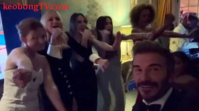 Spice Girls tái hợp trình diễn trong sinh nhật Victoria Beckham