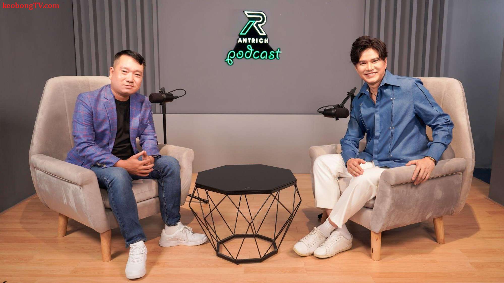  Antrich Podcast - Nơi GenZ tìm thấy chính mình qua lời tự sự