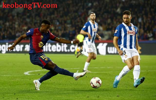 Barcelona thắng đẹp Espanyol, lập kỷ lục làm bàn châu Âu